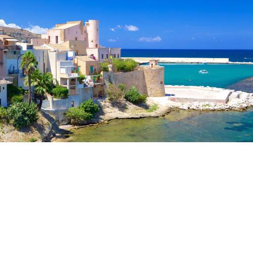 Purple House a Castellammare del Golfo