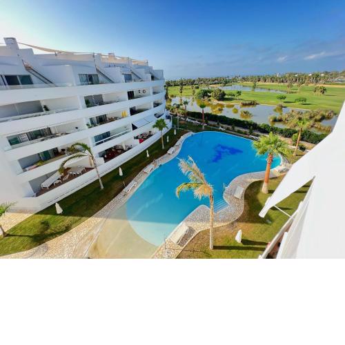 PUSHE Penthouse Playa Granada Beach & Golf 3