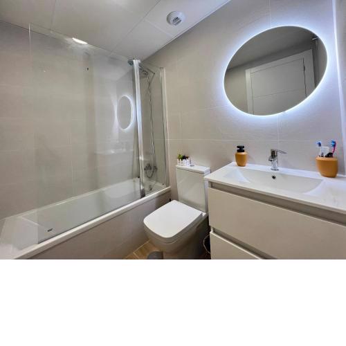PUSHE Penthouse Playa Granada Beach & Golf 6