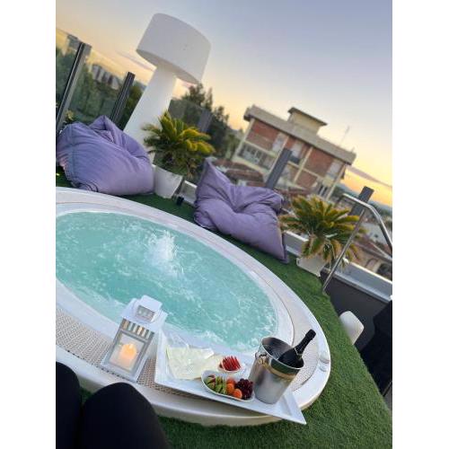 Q Hotel