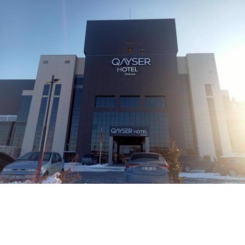 Qayser Hotel Deluxe