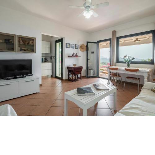 Quaint Holiday Home in Geremeas Sardinia with Sea view