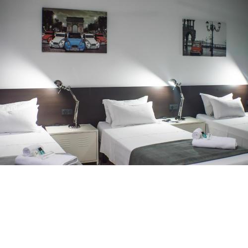 Quart Youth Hostel & Apartments