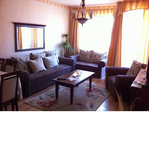 Queen Elizabeth Budapest Apartment