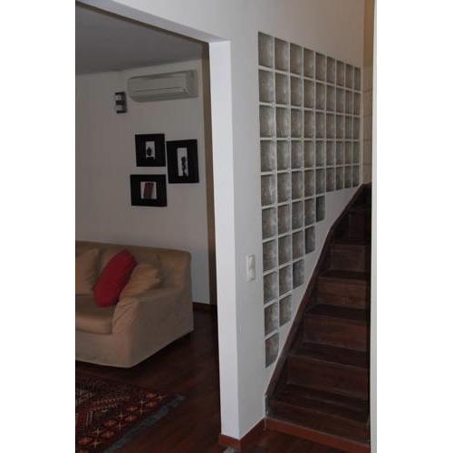 Queen Zita Apartment near Chain Bridge