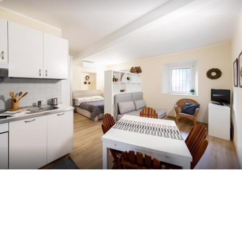 Quiet and charming apartment in the centre with air conditioned