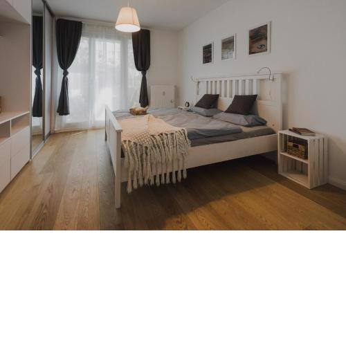 Quiet apartment in new city centre, NIVY.