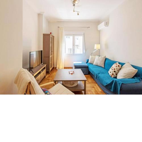 Quiet Central apt in picturesque Pagrati