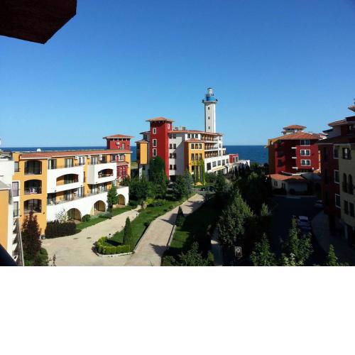 Quiet, relax and sand beach place with 4star service