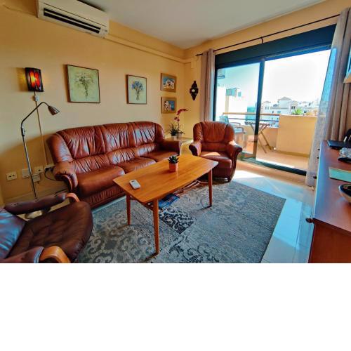R1364 Cala de Nerja