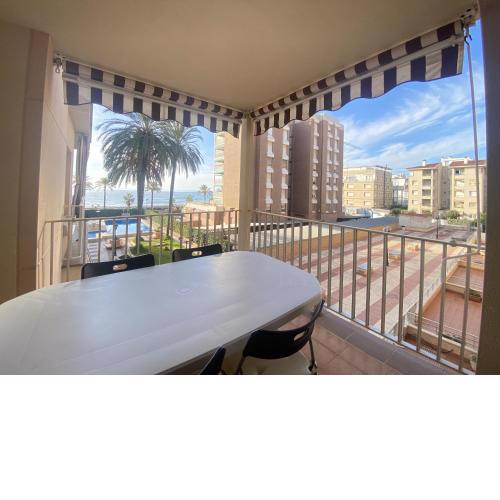 R137 Beachfront Apartament Duero