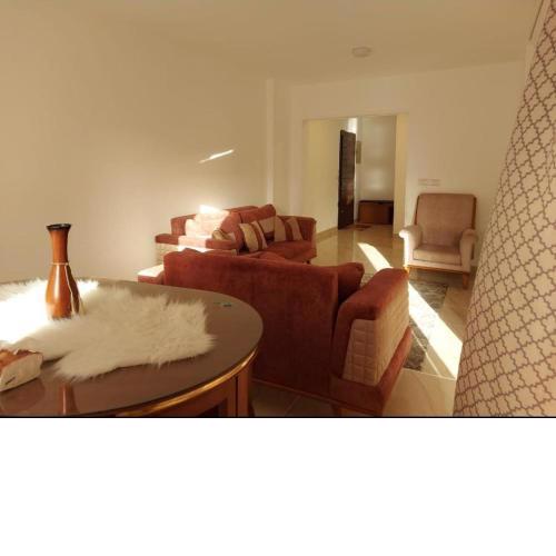 شقه مفروشه للايجار في مدينتي Ra2. 01099725816