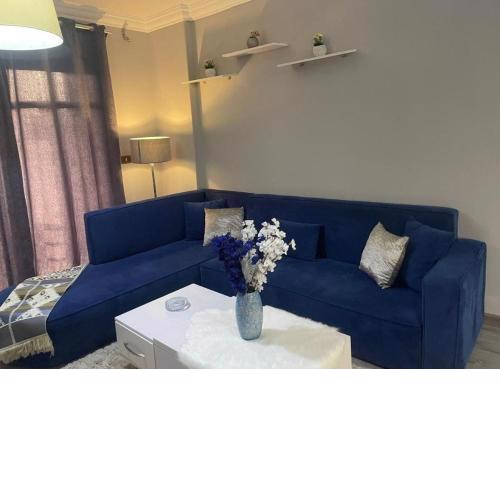 شقه مفروشه للايجار في مدينتي Ra9. 01069408173