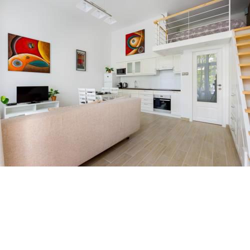 Ráday Garden View Apartment