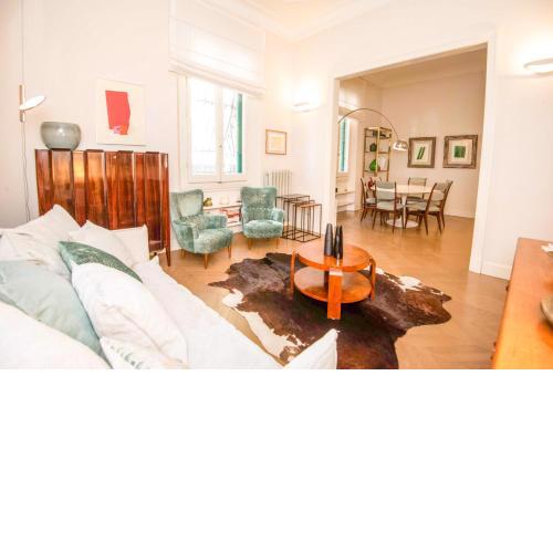 Raffaello Apartment by Firenze Prestige