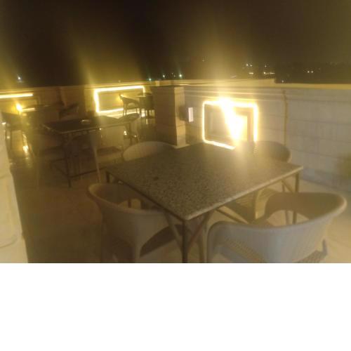 Rahaf pyramids inn
