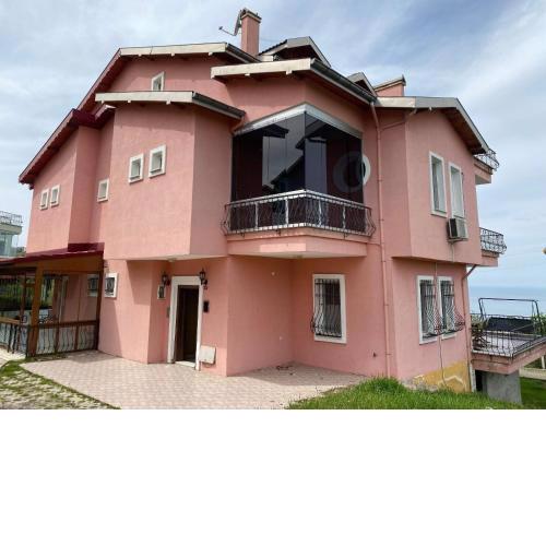 Rahal Yıldızlı villa