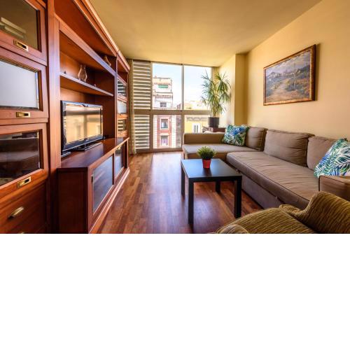 RamblasRentals Stylish Bright 3BR New Catalan Flat 10m Ramblas - Parking - Wifi