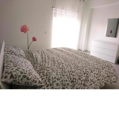 RANDAZZO LETTOSS - Camera e Bagno privato - Liv 1 - Chiamaci prima Disponibilità Contact us before Contactez-nous svp