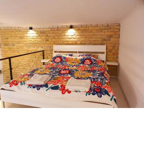Raven Residence- Bellisima Loft Apartment in the city center