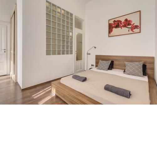 Real Apartments Magyar