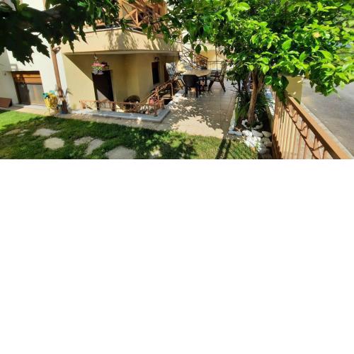 Rea’s house
