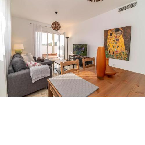 Recently Decorated 2BDR Penthouse in Fuengirola
