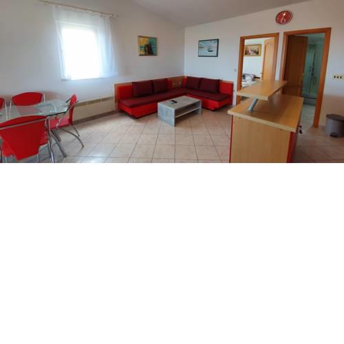 Red Apartment Novalja