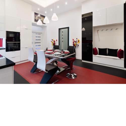 Red Passion Deluxe Home at Gozsdu