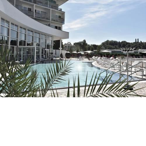 Reduce Hotel Vital