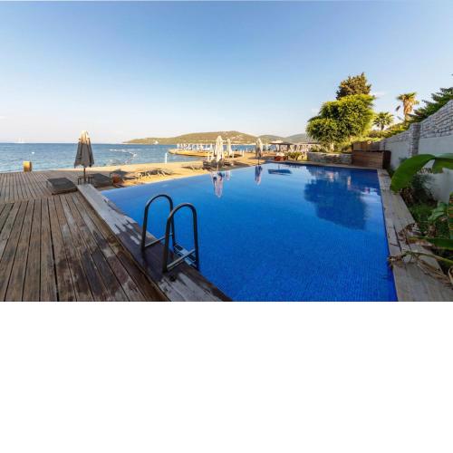 Regal Home with Shared Pool near Beach in Bodrum
