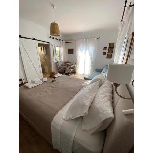 Reginas Apartments
