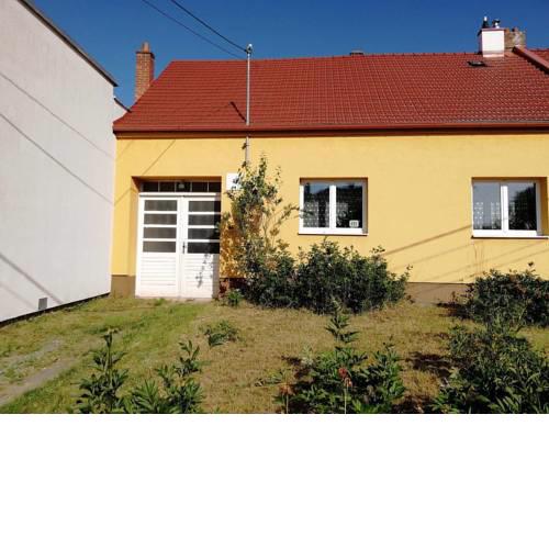 Rekreační dům v bráně Moravského Krasu - Ochoz u Brna