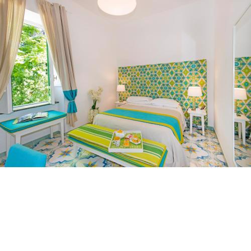 Relais Correale Rooms & Garden