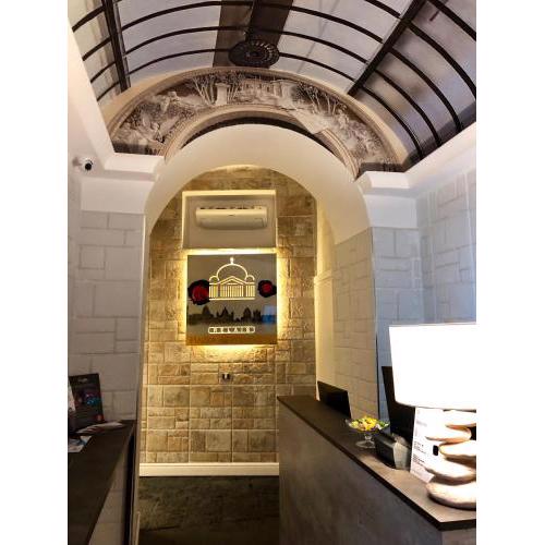 Relais Piazza Del Plebiscito B&B