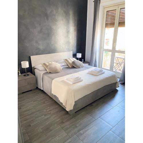 RELAX & TOUR new minimal chic apartment