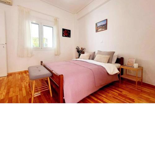 Renovated Central Apt-3min from Metro Station