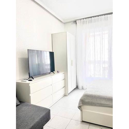 Renovated Cosy Studio 350 m Playa del Cura, with official touristic license