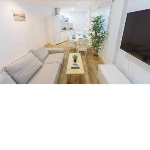 RentalSevilla Espacioso y acogegor apartamento de 3 dormitorios