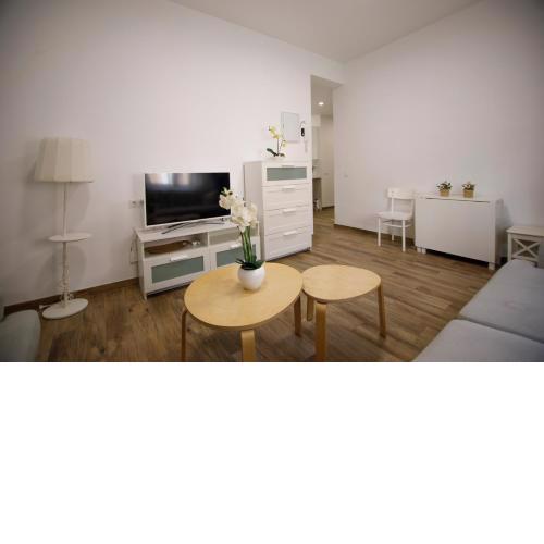 RentalSevilla Luminoso apartamento por Casa Pilatos