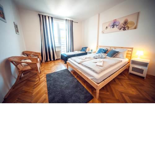 Residence Karlinium with Large Terrace