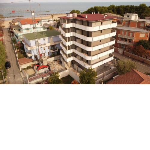 Residence LA VELA fronte mare