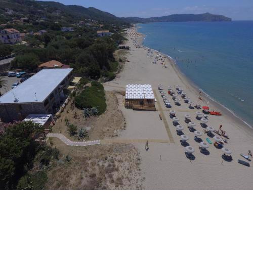 Residence Le Palme - Appartamenti sul mare - Spiaggia tra Palinuro e Caprioli