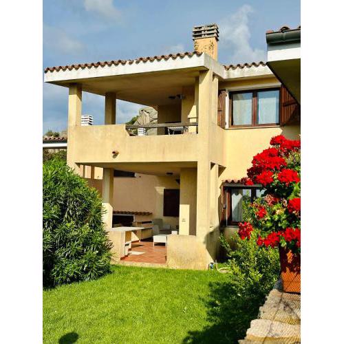 Residence Pedrarosada, appartamento con vista mare e appartamento con prato verde