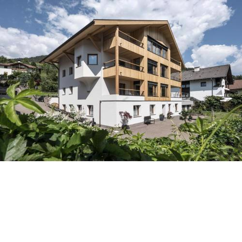 Residence Tombla