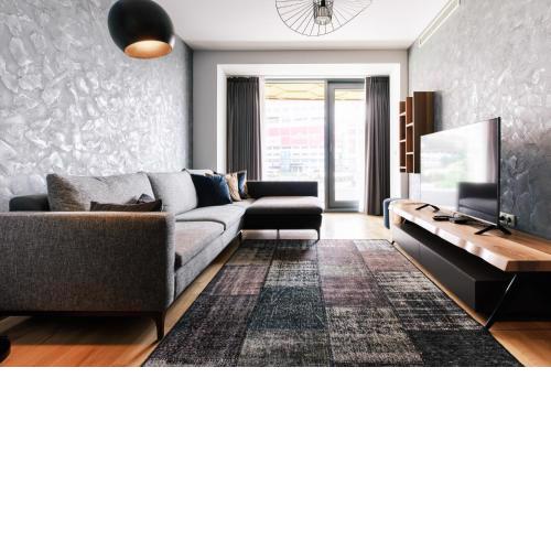 Residence with Balcony 5 min to City’s Mall