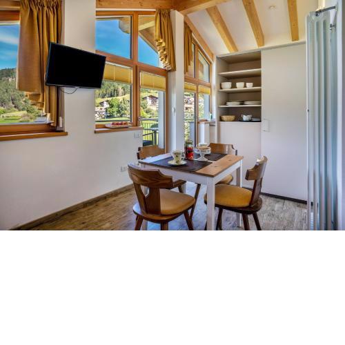 Residence zum Roessl 200