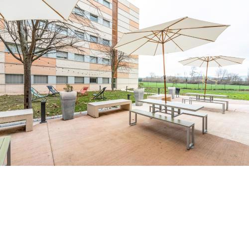 Residencia Universitaria Los Abedules