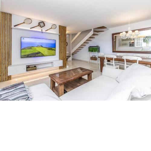 Residencial El Sauzal by Eden Rentals