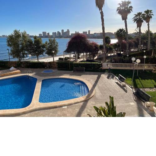 Residencial salida directa al mar. Grandes vistas